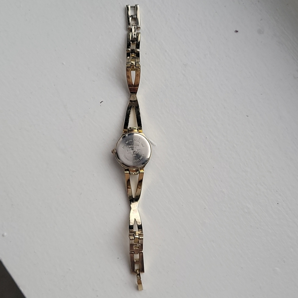Watch - Picture 3 of 8